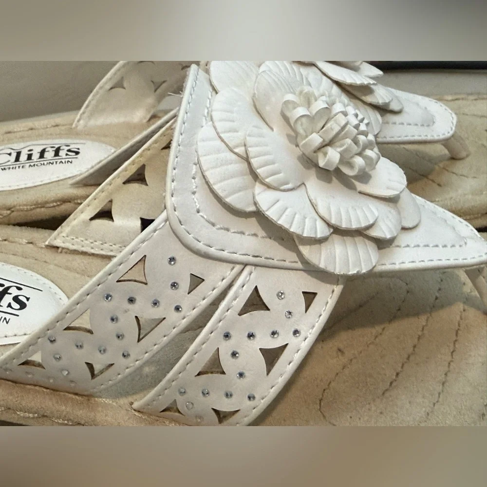 Women’s Cliff by White‎ Mountain Cynthia Sandals size 9M